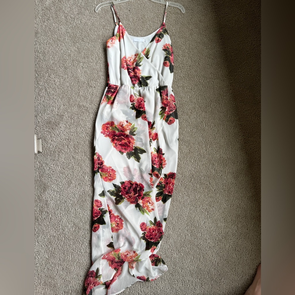 Lush white floral midi dress
